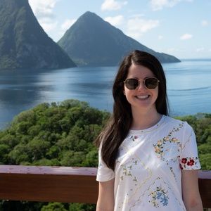 Meet your Posher, Liz
